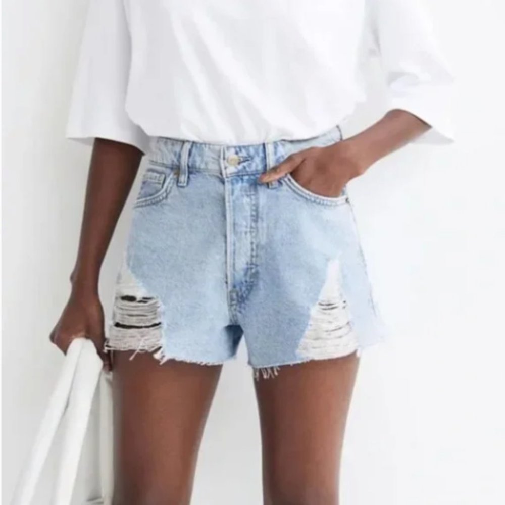 NEW Jean Shorts High Rise Distressed ASOS by Denim pimkie LIGHT WASH SZ 6 - Picture 1 of 16